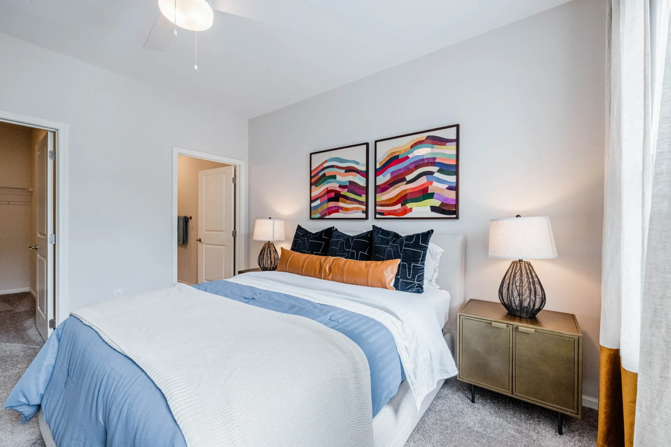 Evolve holly ridge apartment bedroom interior